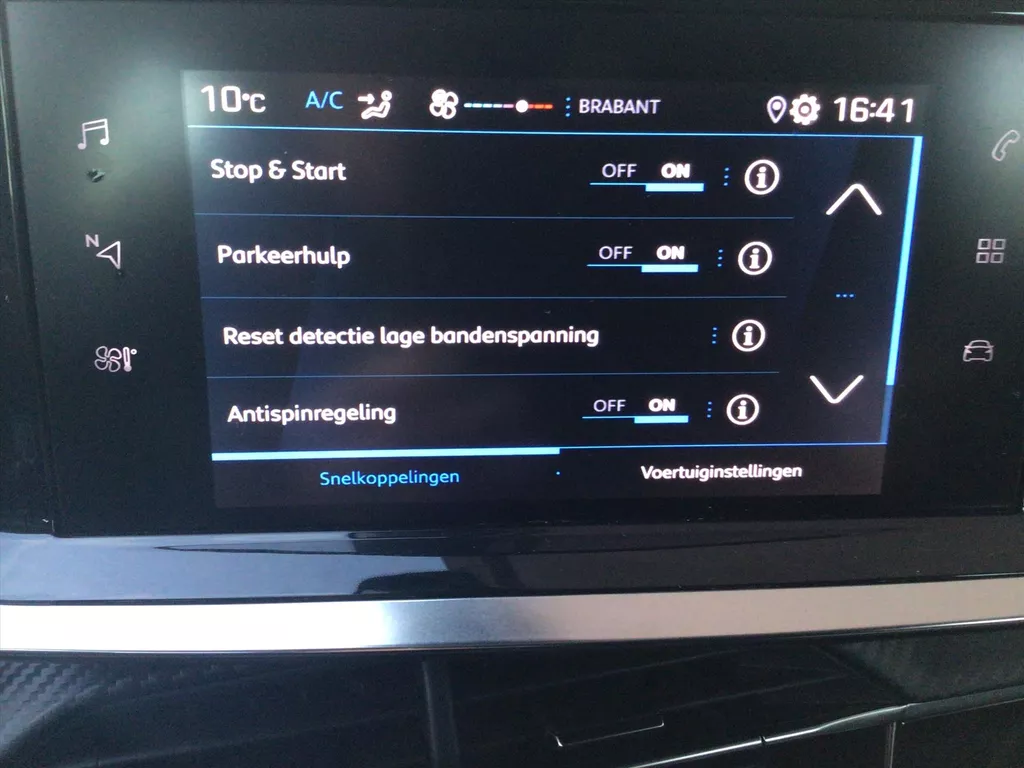 PEUGEOT 2008 1.2 PureTech 130pk EAT8 Active PEUGEOT 2008 1.2 PureTech 130pk EAT8 Active