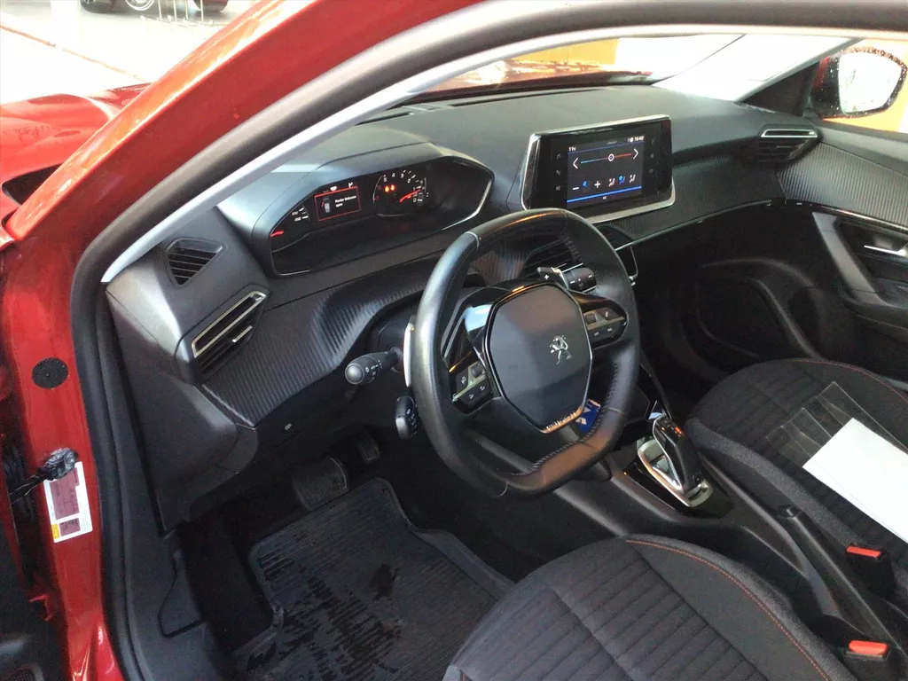 PEUGEOT 2008 1.2 PureTech 130pk EAT8 Active PEUGEOT 2008 1.2 PureTech 130pk EAT8 Active