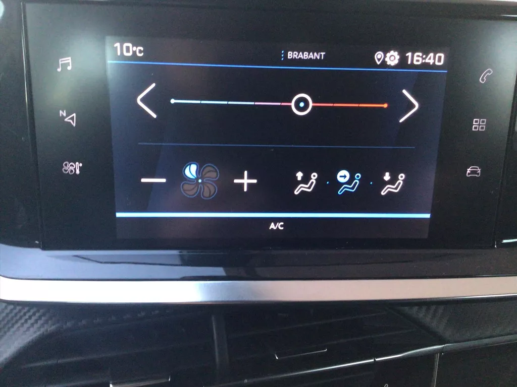 PEUGEOT 2008 1.2 PureTech 130pk EAT8 Active PEUGEOT 2008 1.2 PureTech 130pk EAT8 Active