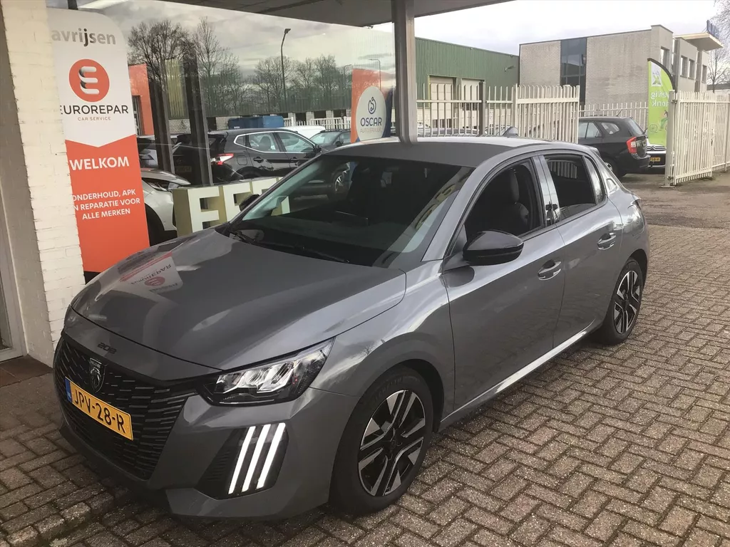 PEUGEOT 208 1.2 PureTech 100pk Allure