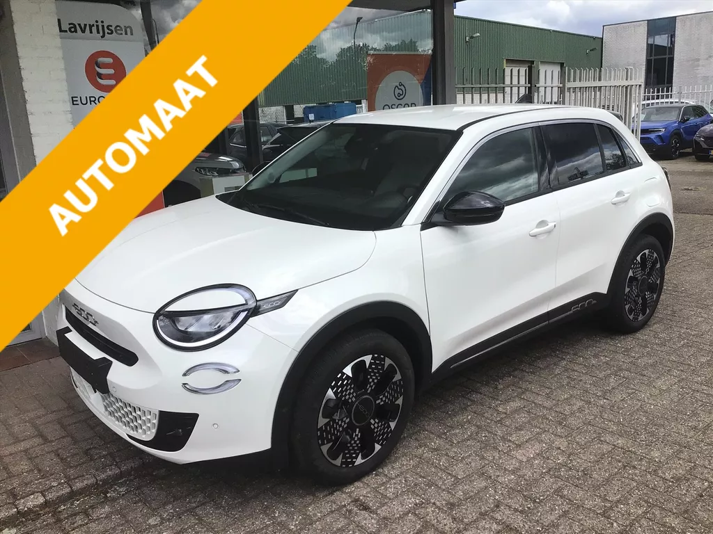 FIAT 600 1.2 Hybrid Turbo Charged 100pk Aut La Prima