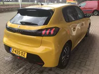 PEUGEOT 208 1.2 PureTech 100pk Allure Foto