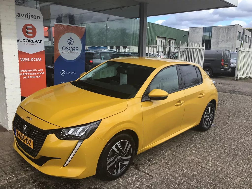 PEUGEOT 208 1.2 PureTech 100pk Allure PEUGEOT 208 1.2 PureTech 100pk Allure